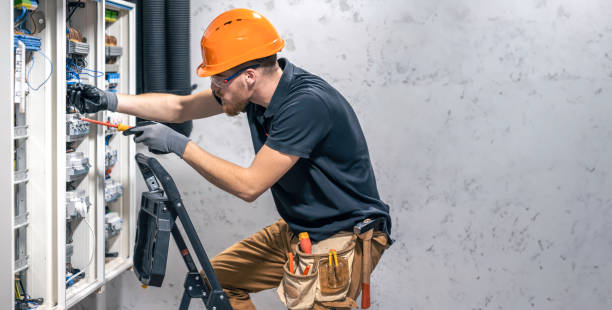 Best Home Electrical Repair  in Charles City, IA